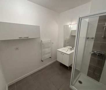 Location Appartement 2 pièces 41m² NANTES 44100 - Photo 3