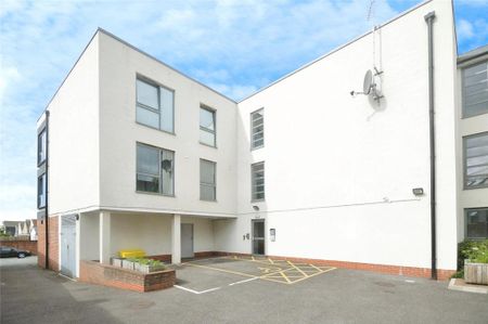 2 bedroom flat to rent - Photo 3