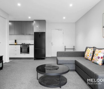 SOUTHBANK GRAND ONE-BEDROOM – FURNISHED - Photo 1