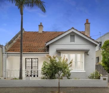 A double-fronted charmer - Photo 5