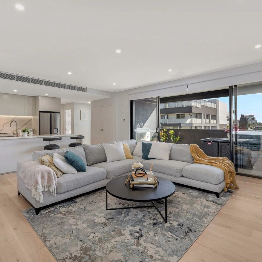 Sabbia - Stunning Two Bedroom Modern Apartment - Photo 1