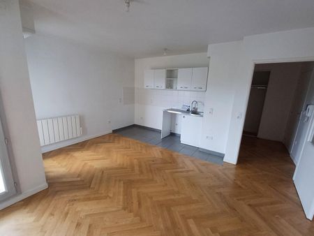 location Appartement T2 DE 42.28m² À LE CHESNAY - Photo 3