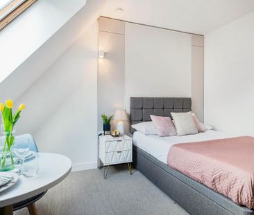 Studio to rent - Photo 2