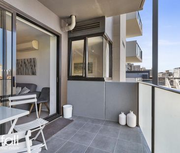 Fully Furnished, Inner City Apartment - Photo 6