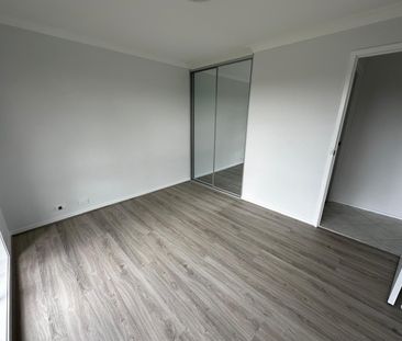 Single Storey Home - Photo 6