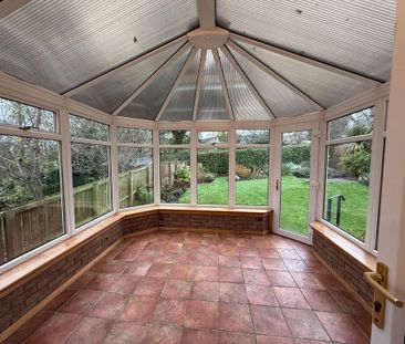 4 bedroom detached house to rent - Photo 3