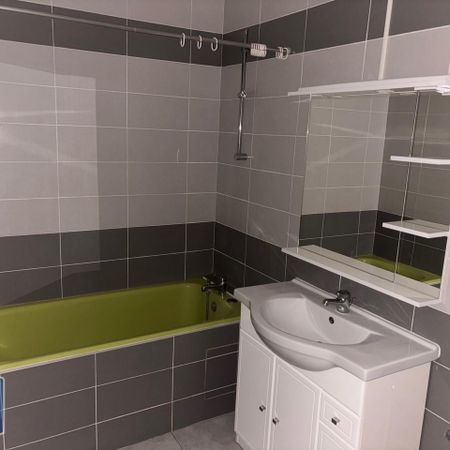 Location Appartement 1 pièce 29m² PERIGUEUX 24000 - Photo 3