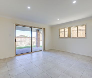 6 Wanaka Street, Bahrs Scrub QLD 4207 - House For Rent | Domain - Photo 4