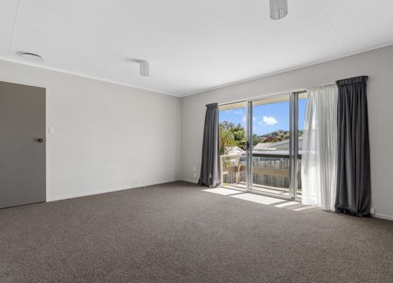 Sunny Sherwood - Photo 1