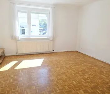 Neu sanierte Mezzanin Wohnung nahe der U3 sucht nettes Pärchen oder Single! - Photo 1