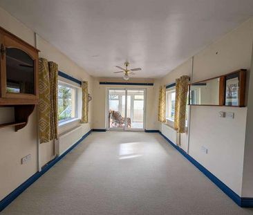 Castle View, Haverfordwest, SA61 - Photo 1