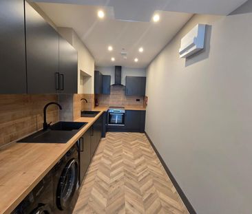 London Road, Ewell KT17 - Photo 2