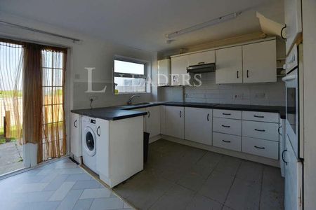 Calamint Road, Witham, CM8 - Photo 5