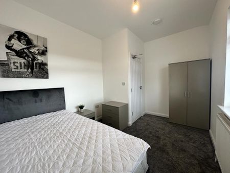 1 bed house share to rent in Brunshaw Road, Burnley, BB10 - Photo 4
