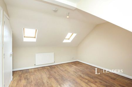 3 bedroom apartment to rent Sundridge Parade, Plaistow Lane, Bromley, BR1 - Photo 3