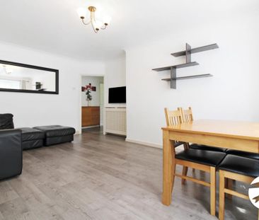 2 bedroom maisonette to rent - Photo 2