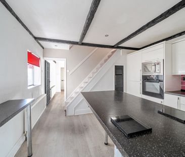 2 bedroom semi-detached house to rent - Photo 1