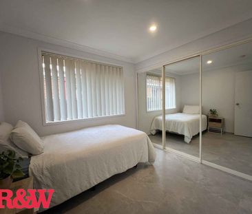 NEWLY RENOVATED LOW MAINTENANCE HOME !! - Photo 6