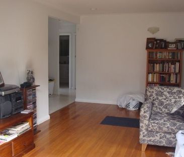 MODERN, EASY LIVING IN PRIME SUNNY LOCATION - Photo 1