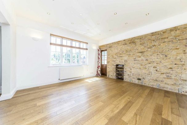 Portsmouth Road, Kingston Upon Thames, KT1 - Photo 1