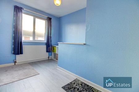 3 bedroom terraced house to rent - Photo 3