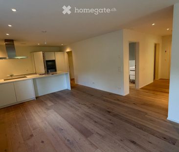 Moderne 2.5-Zimmer-Wohnung im Erdgeschoss an der Witikonerstrasse 486, Zürich 8053 - Photo 2