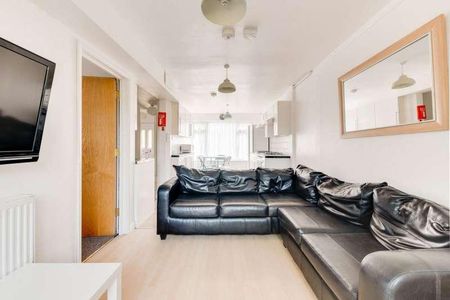 College Road, Canterbury, CT1 - Photo 4