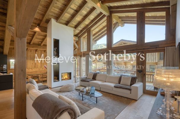 Chalet Flocon-Village à Megève - Chalet de 313 m² proche du Jaillet - Photo 1