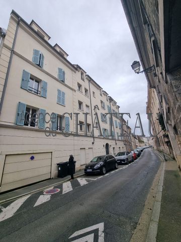 Location Appartement 1 pièce 35m² - Photo 2