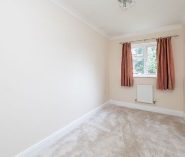 Riverside Close, Wallington, SM6 - Photo 4
