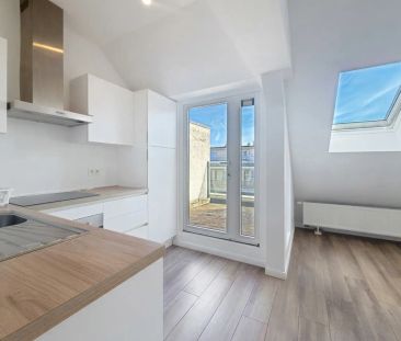 Mooi appartement met 1 slaapkamer en een mezzanine - Photo 2