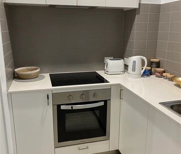 Modern 2 Bedroom Unit available soon, $750/week - Photo 2