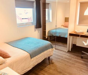 8 Bed Terraced House, Great Western St, M14 - Photo 5