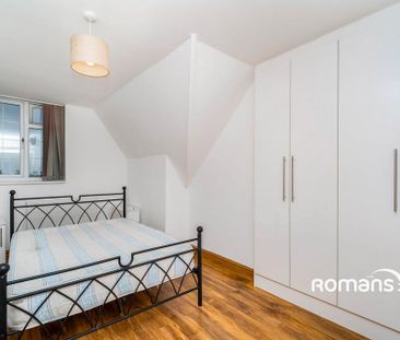 3 bedroom flat to rent - Photo 6