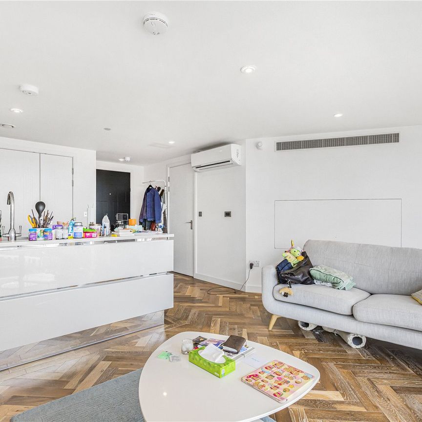 City Road, London, EC1V 1AR - Photo 1
