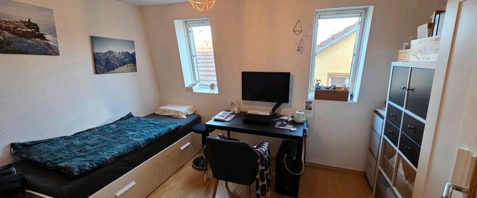 Schöne helle Dachgeschosswohnung im Herzen von Stuttgart-West - Photo 1