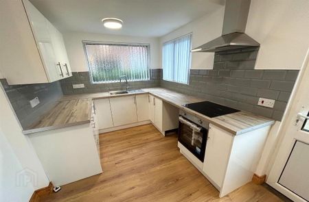 12 Crawfordsburn Road, Bangor, BT19 1BE - Photo 3