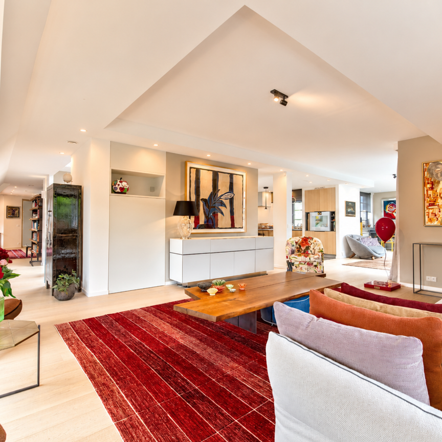Superbe Penthouse +/- 239 m2 + terrasse 80m² SUD - Foto 1