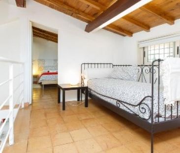 PIAZZA DEL POPOLO-VILLA: Modern, furnished 3 bedroom, 3 bath in pri... - Photo 5