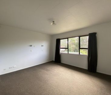 Spacious living in Kamo - Photo 2