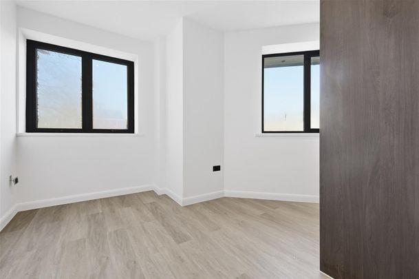 Headgate, Colchester - Photo 1