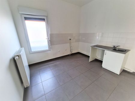 Location appartement 3 pièces, 66.00m², Poissy - Photo 3
