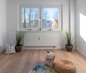 Wunderschöne 3-Raum-Wohnung mit offener Küche - Photo 1