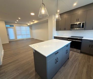 405, 1453 Na'a Drive Sw - 1 - Photo 1