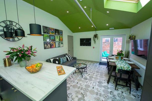 Goldsmid Road, Reading, RG1 - Photo 1