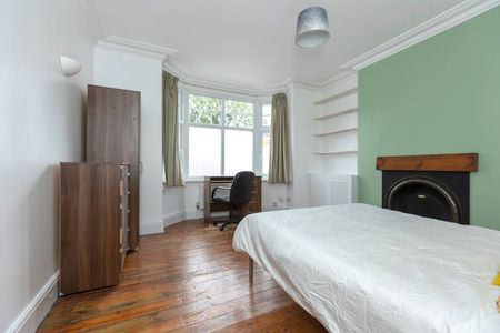 5 Bed Terraced House, St. Leonards Road, LE2 - Photo 2