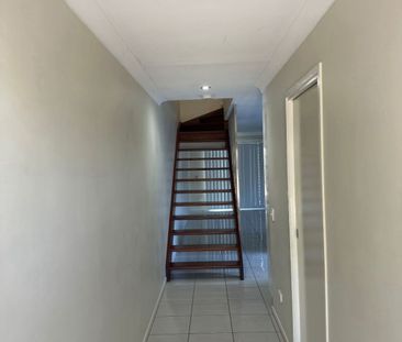 Modern Townhouse in Quiet Cul-De Sac - Photo 6
