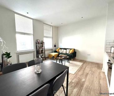 2 bedroom property to rent in London - Photo 6