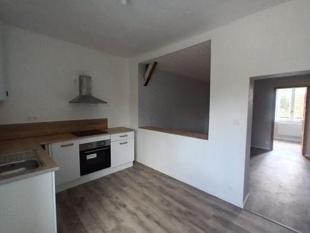 Location Appartement 2 pièces 50m² LA GUERCHE DE BRETAGNE 35130 - Photo 5