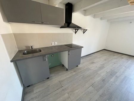 Location Appartement 2 pièces 52 m2 à Draguignan - Photo 2